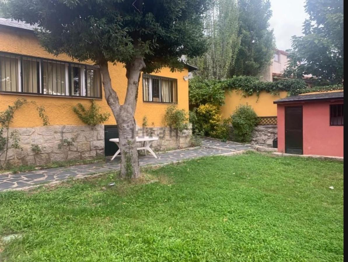 Hotel Casita Roja Sin Cocina Cercedilla Exterior foto